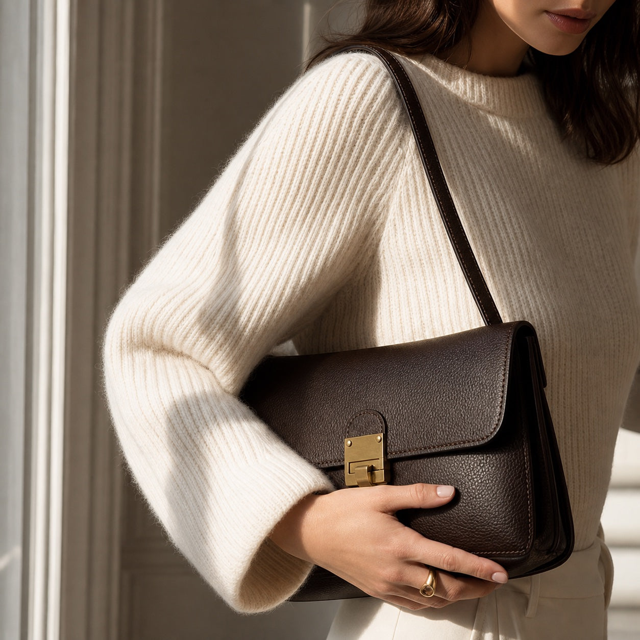 Maison Bags community style